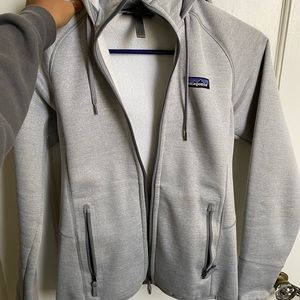 Grey Patagonia fleece hoodie XS